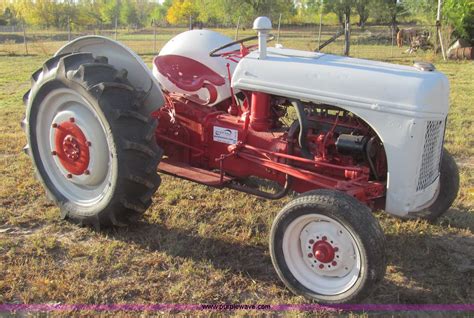 Ford 9N tractor in Wichita, KS | Item I8718 sold | Purple Wave