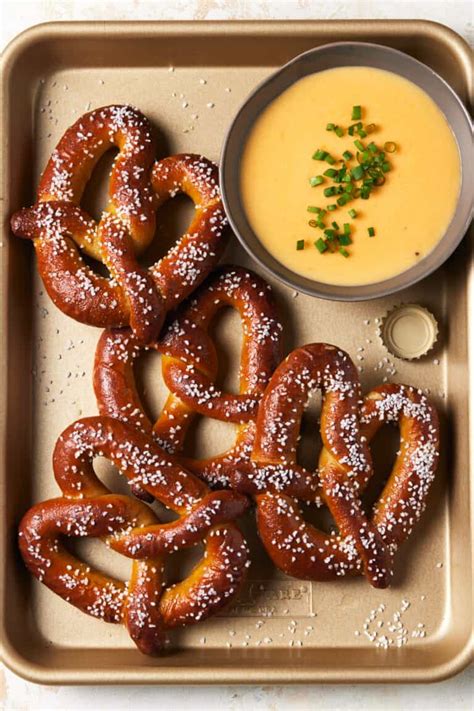 Pretzel Cheese Dip Garnish With Lemon