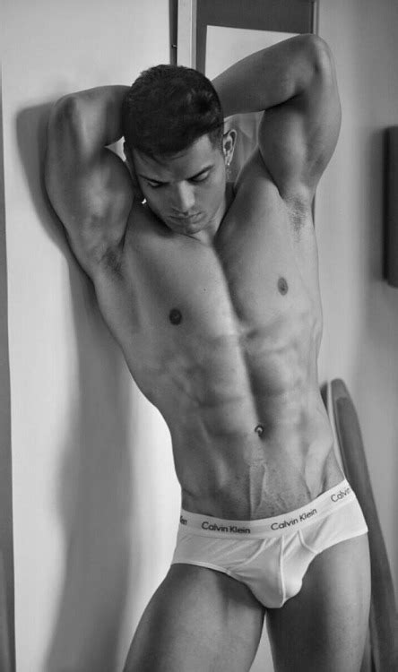 Post Hot Hunks Stuff Tumblr Tumbex