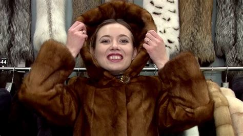 каракулевая шуба цена - YouTube