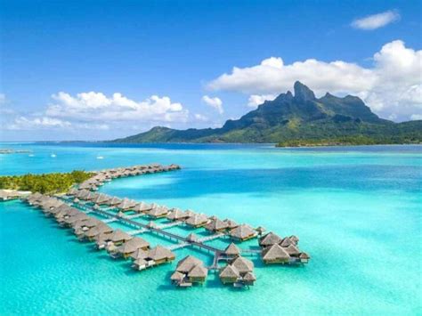 Bora Bora Honeymoon Guide: Top Resorts & Destinations