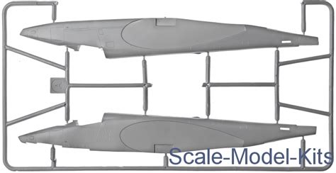 Sukhoi Su-25 "Frogfoot"-ART Model plastic scale model kit in 1:72 scale (art model 7215)//Scale ...