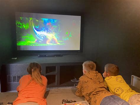 Showcase Cardiff Nantgarw Cardiff UK offers a premium cinema experience 3