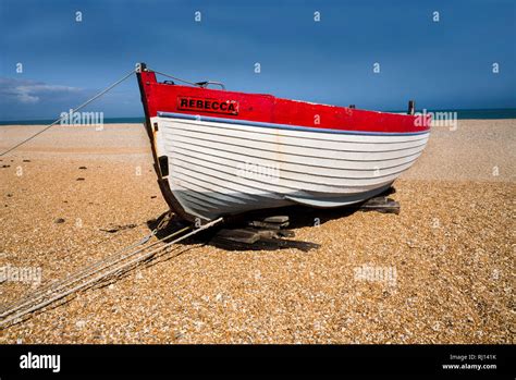 Dungeness cuspate foreland hi-res stock photography and images - Alamy