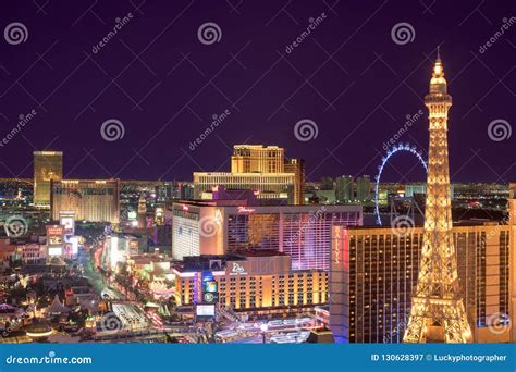 Las Vegas skyline at night editorial photography. Image of fountain ...