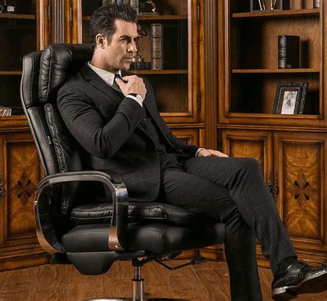 5 Best Leather Office Chairs For Comfort And Style (2024)