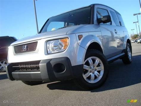 2006 Alabaster Silver Metallic Honda Element EX P AWD 22552227 Photo