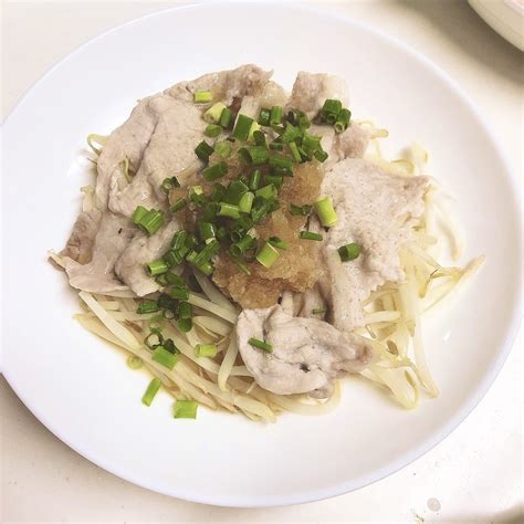 豚肉ともやしのレンジ蒸し♪おろしポン酢 レシピ・作り方 By ♪となみ♪ 楽天レシピ