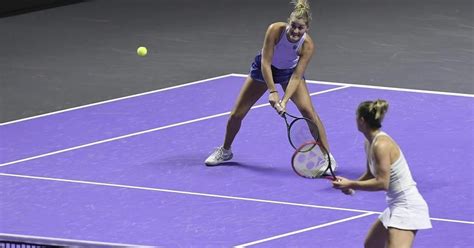 Routliffe And Ottawas Dabrowski Win Doubles Title At Wta Finals