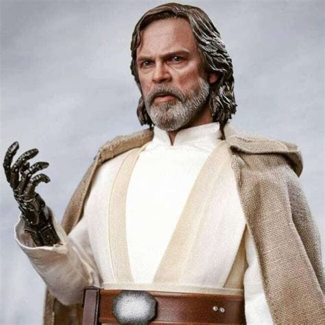 Jual HOTTOYS HOT TOYS LUKE SKYWALKER JEDI MASTER STAR WARS FORCE AWAKENS Di Seller Diabolique
