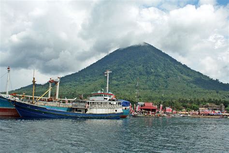 Halmahera Island | Maluku Islands Indonesia | Roamindonesia.com