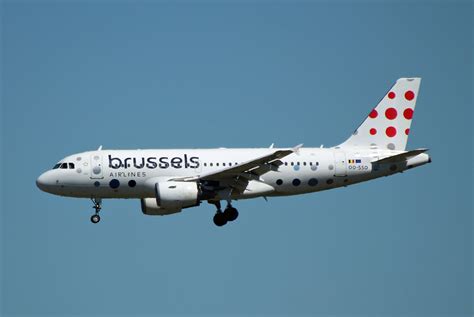 Brussles Airlines Airbus A 319 111 OO SSD BER 21 06 2022 Flugzeug