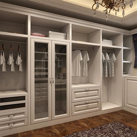 Classical L Shaped Walk In Closet Traditional Wardrobe By OPPEIN Group