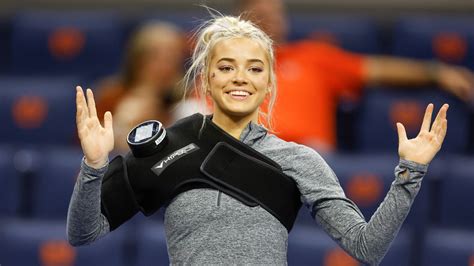 Olivia Dunne Is Showing Off Her Tight Gym Gear During Her Workout