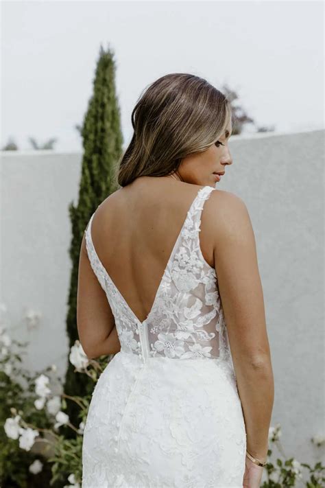 Sexy Lace Fit And Flare Wedding Dress True Society Bridal