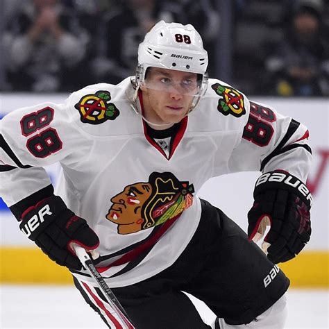 Patrick Kane Injury: Updates on Blackhawks Star's Clavicle and Recovery ...