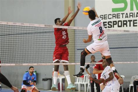 Vôlei Masculino De Araucária Está Nas Quartas De Final Da Superliga B