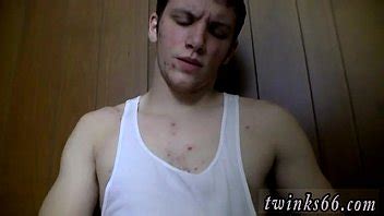 Gay Meando Porno Galer A Empapado Y Caliente L Patea Hacia Atr S Y Drena Xvideos
