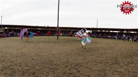 Sr Womens Fancy Finals Beaver Lake Powwow 2016 YouTube