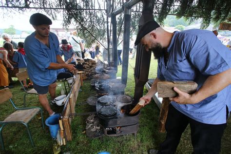 Photos La fête du pain et son charme dantan attirent des centaines de