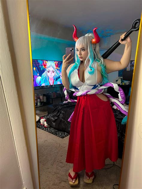 My Yamato cosplay from One Piece : r/cosplayers