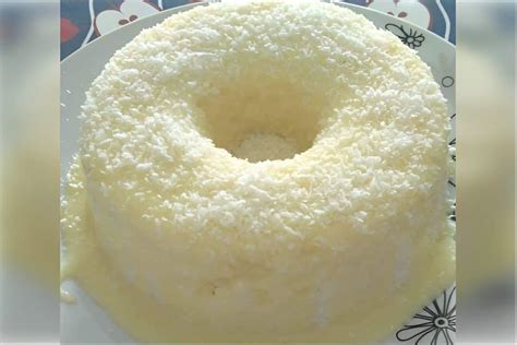 Bolo de tapioca leite condensado não vai ao forno é só misturar