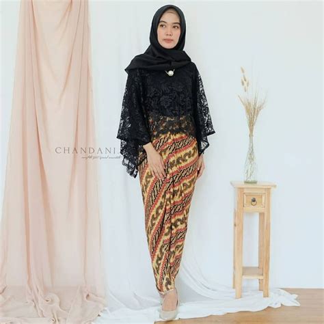 Rekomendasi 5 Kain Lilit Murah Yang Cocok Untuk Outfit Kondangan