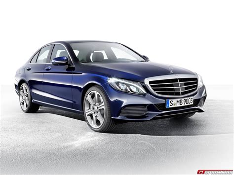 Mercedes Benz C Class Sportcoupe Re Rendered With SUV Concept Roofline