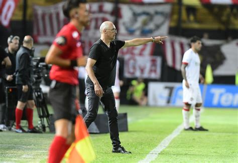 Alfredo Arias Y Su Debut En Peñarol Qué Dijo El Técnico Tras El Estreno Con Victoria Ante