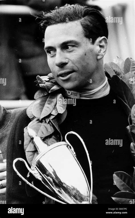 Jim Clark racing driver with trophy laurel wreath 1965 Scottish World ...