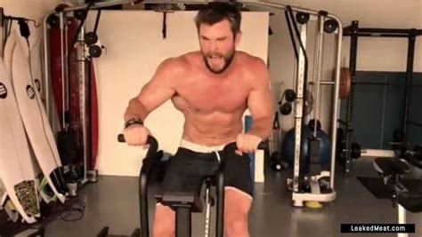 Chris Hemsworth Nude Photos Revealed Male Celebs