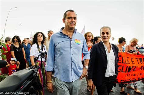 A Napoli Il Corteo Per Il Gay Pride 2018 Informareonline