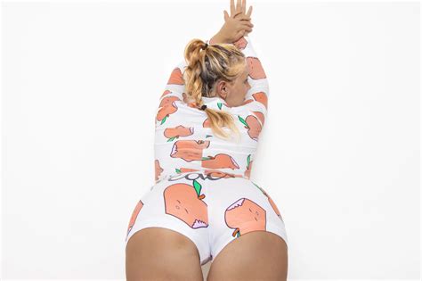 Peach ASS Nude Pics XHamster