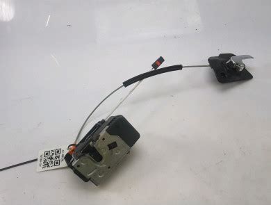 Right Front Door Lock Used Opel MERIVA 13154792 GPA