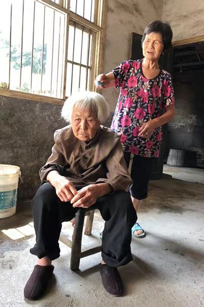 湘潭七旬老人义务照顾五保老人32年 湖南好人 湖南文明网