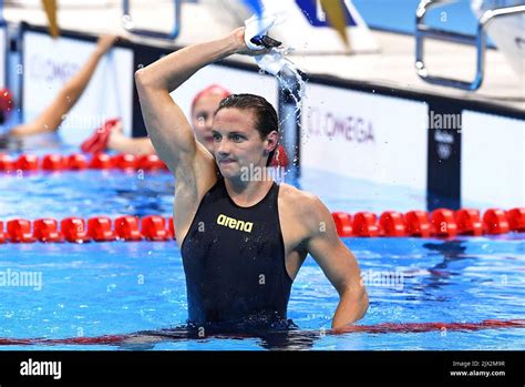 Katinka Hosszu Of Hungary Celebrates Winning Gold In The Women S 400m Individual Medley Final At