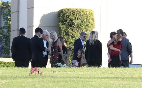 Matthew Perry laid to rest in Los Angeles in a private funeral - Oyeyeah