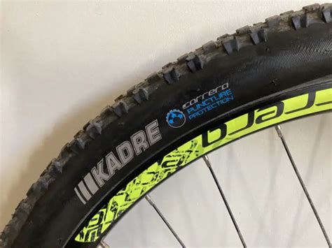 What Are Kevlar Bike Tires? (And Should You Be Using Them ...