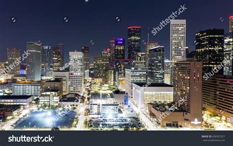 Houston Texas Skyline Night Thirty Stories Stock Photo 636922327 ...