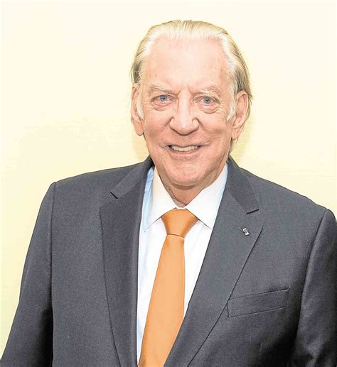 donald sutherland headlining  tv series   inquirer entertainment