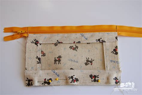 14 Mark Tutorial Window Zippered Pouches