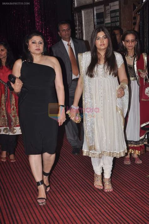 Kiran Sippy Snapped At Rakesh Jhunjhunwala S Wedding Anniversary On