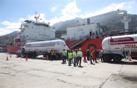 PDVSA descargó buque tanquero de GLP en las costas de Vargas BNamericas