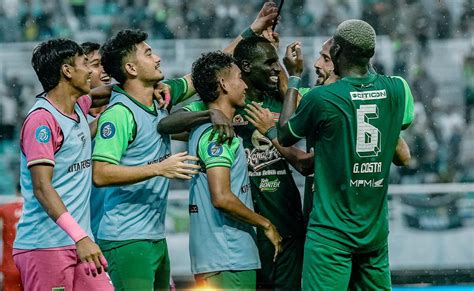 Prediksi Skor Persebaya Vs Borneo Fc Bri Liga Head To Head