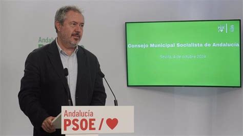 Espadas reivindica la unidad del PSOE A tras la intención de ocho