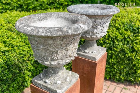 Reclaimed Grape Garland Composition Urns