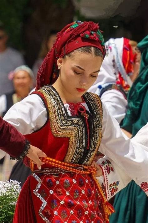 Pin By Dhafer Shamsuldeen On Traditional Dance In Croatian