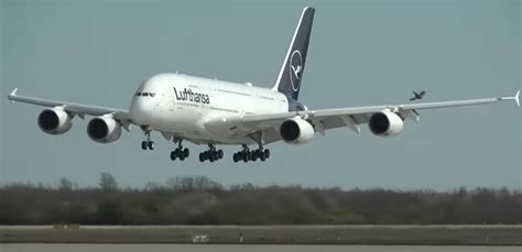 Superjumbo So Sehen Lufthansas Airbus A Trainingspl Ne Bisher Aus