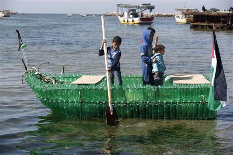 Boat Made Of Plastic Bottles Ideas For You Recipes Crafts Decor