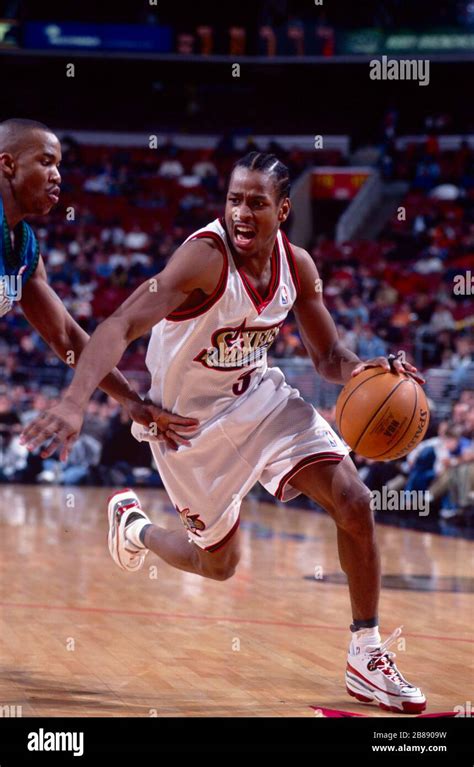 Allen iverson hi-res stock photography and images - Alamy